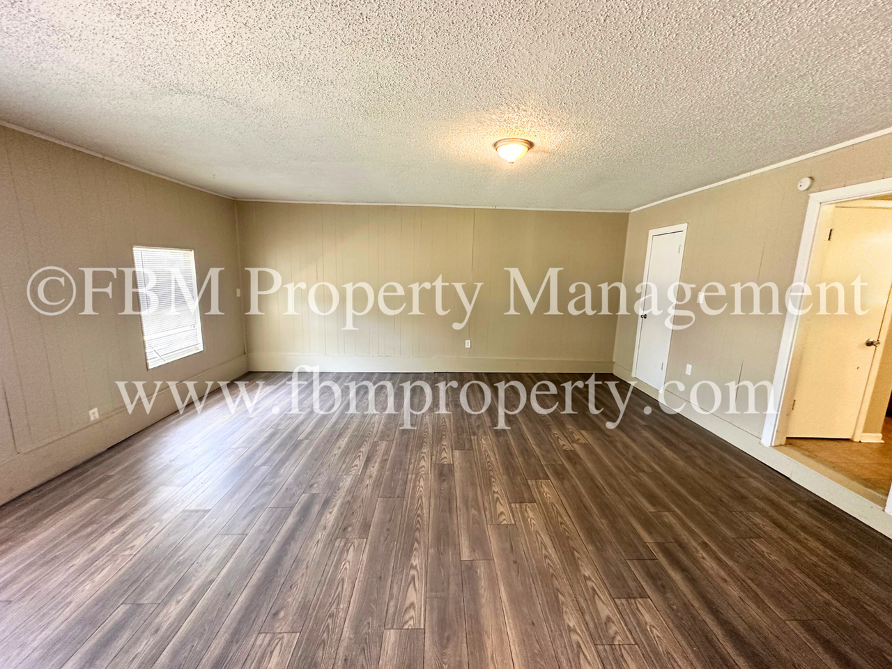 509 Lakeshore Dr - Photo 4 of 21