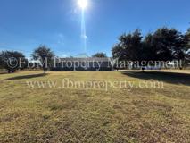 4205 W Park Row Blvd - Photo 1 of 1