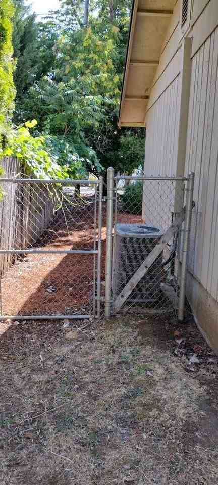 1496 Nw Almira St - Photo 5 of 19