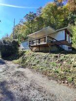 462 Tunnel Mountain Rd - Photo 1 of 1