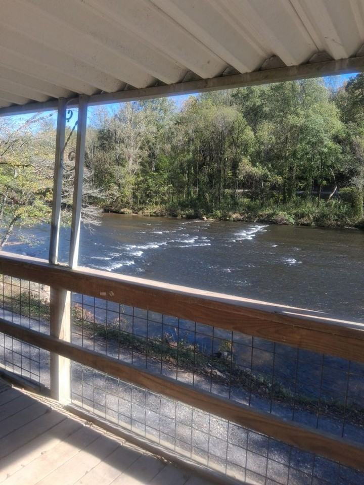 462 Tunnel Mountain Rd - Photo 5 of 27