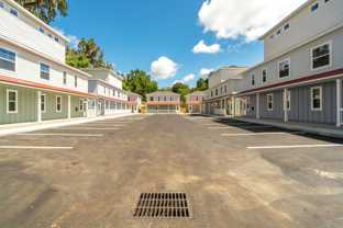 622 Nw 3rd Ave - Photo 1 of 1