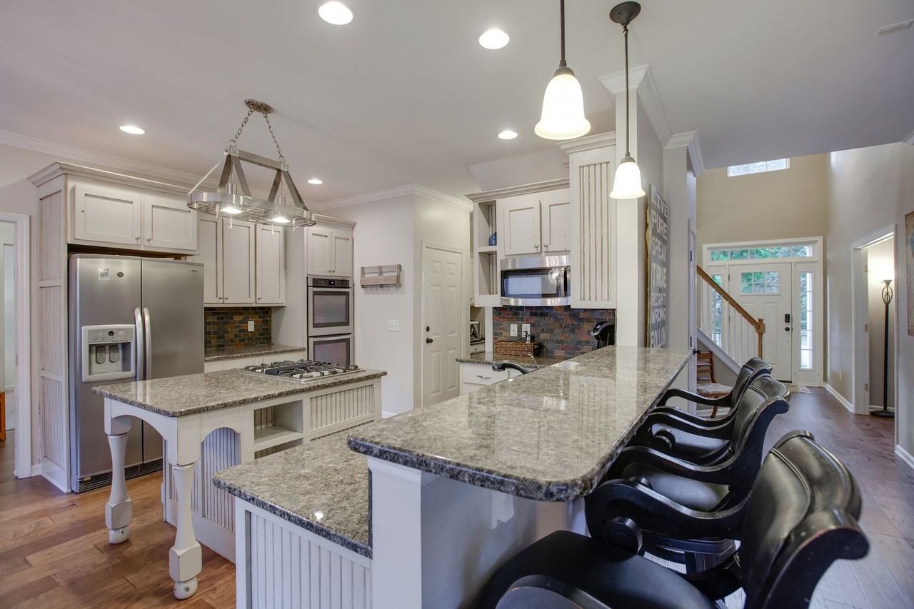 3139 Brimstead Dr - Photo 5 of 34