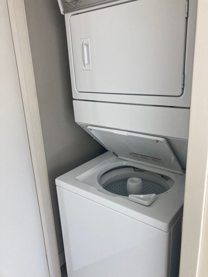 Local 15 - Photo 7 of 8