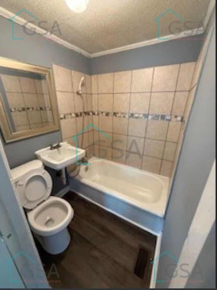 406 Furman Rd - Photo 5 of 5