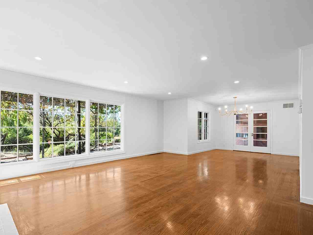 717 Glenside Dr - Photo 3 of 19