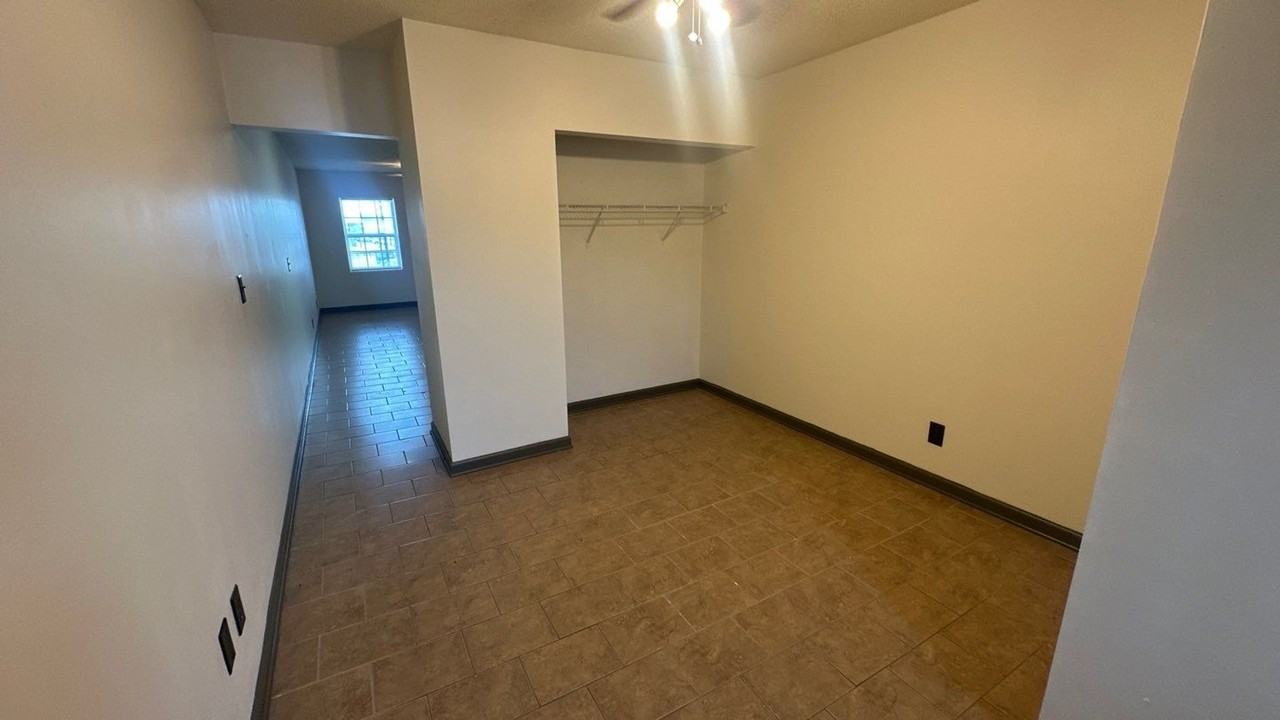 Radnor Flats - Photo 6 of 9