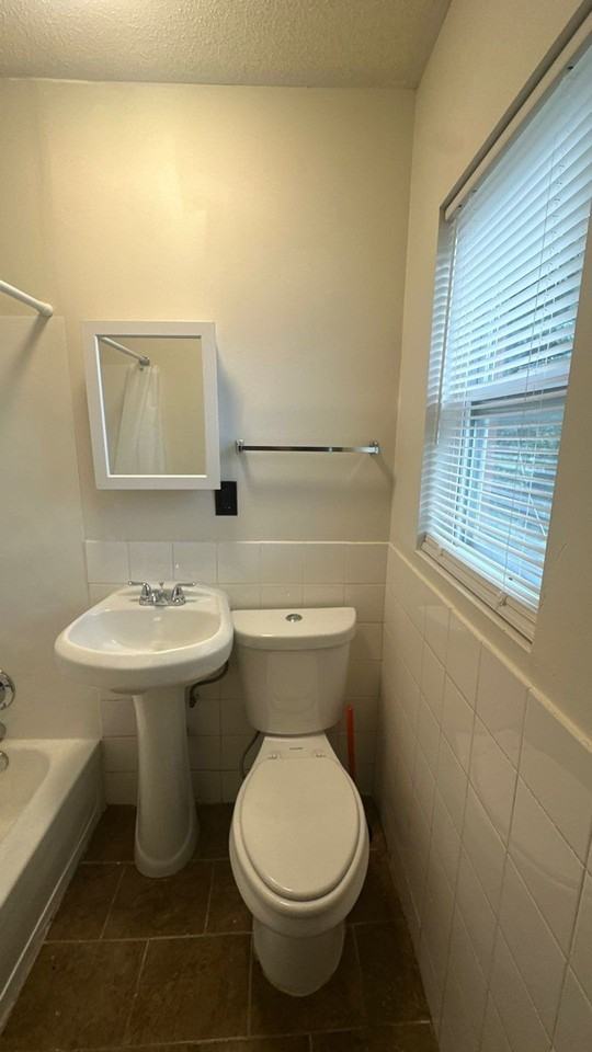 Radnor Flats - Photo 7 of 9