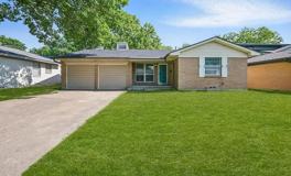 1703 W Hunt St - Photo 1 of 1