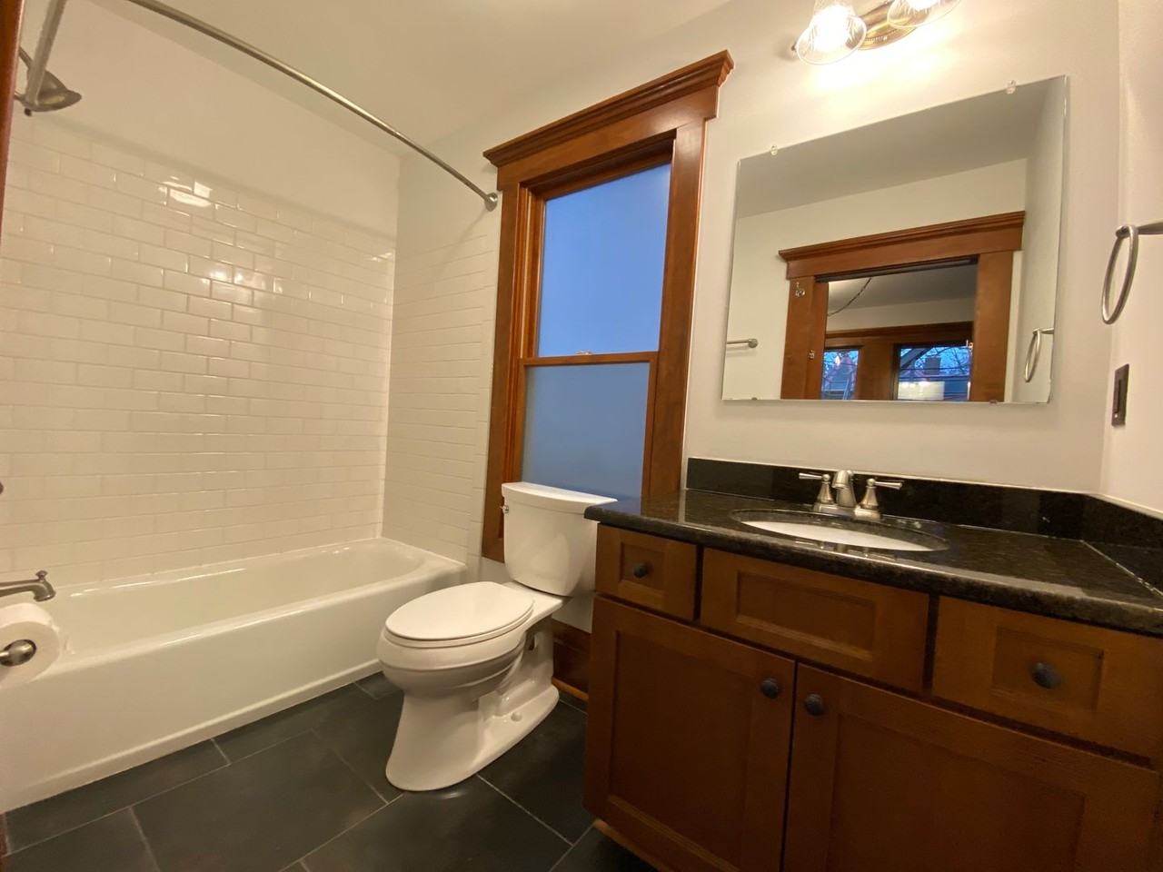 1023 Neil Ave - Photo 3 of 27