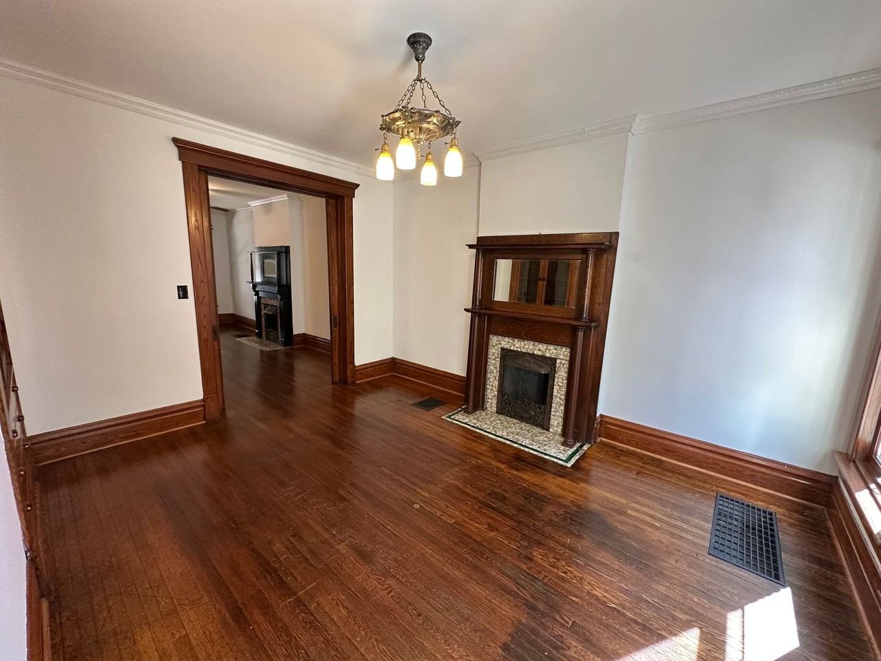 1023 Neil Ave - Photo 6 of 27