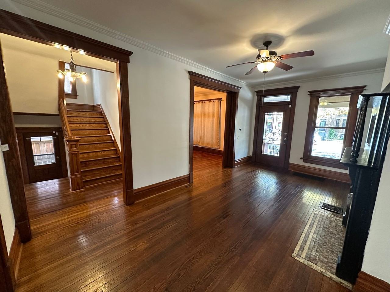 1023 Neil Ave - Photo 7 of 27