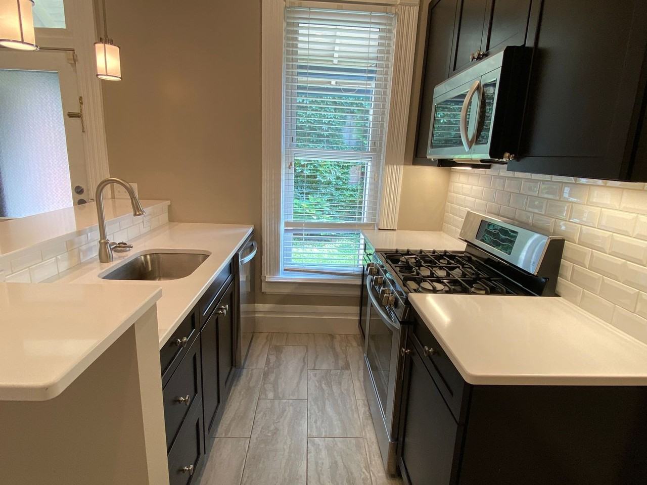 W King Ave 101-101.5 MLR - Photo 2 of 24