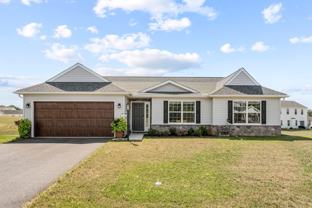 272 Gardenia Ln - Photo 1 of 1