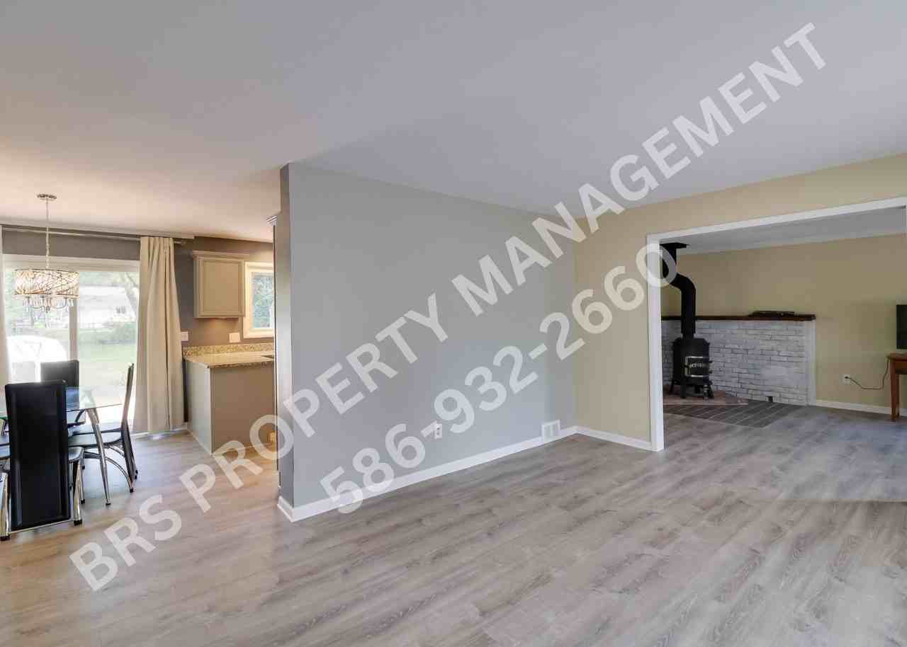 1977 Swaranne Drive - Photo 5 of 22