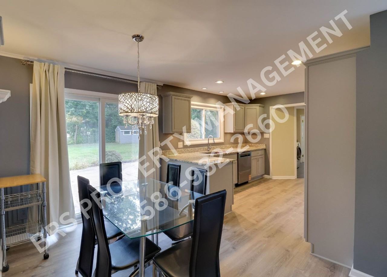 1977 Swaranne Drive - Photo 6 of 22