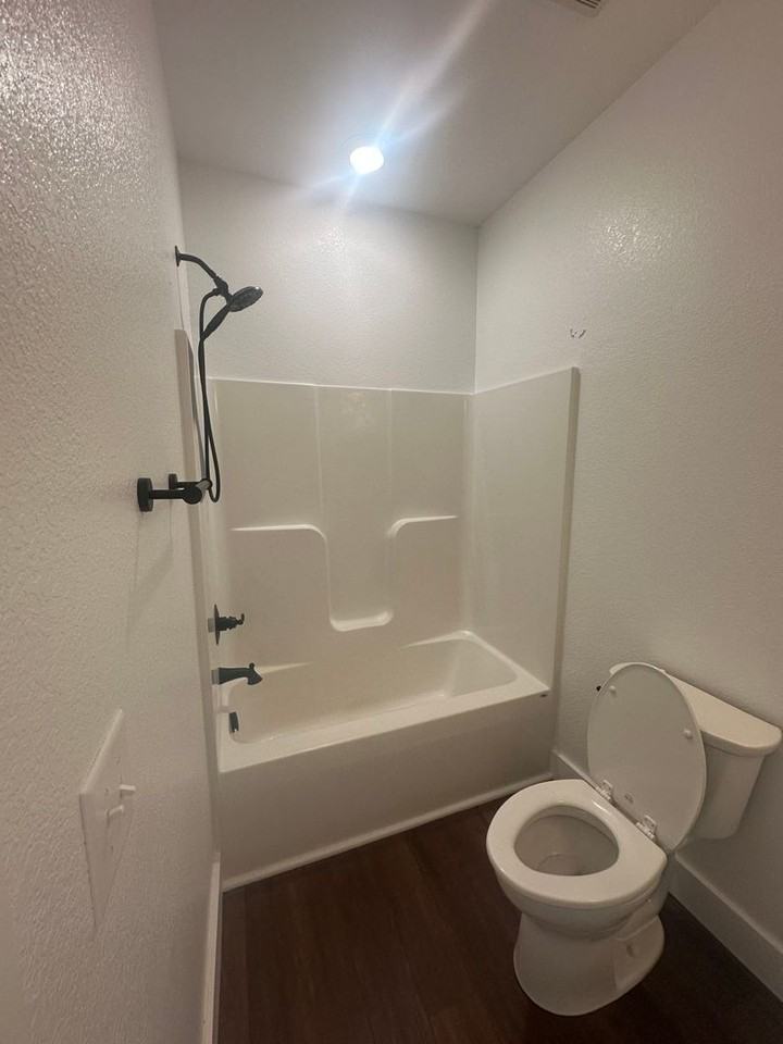 100 Old Tom Street - Photo 7 of 10