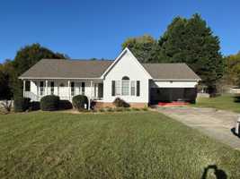 featured image of 2002 Sheree Ct