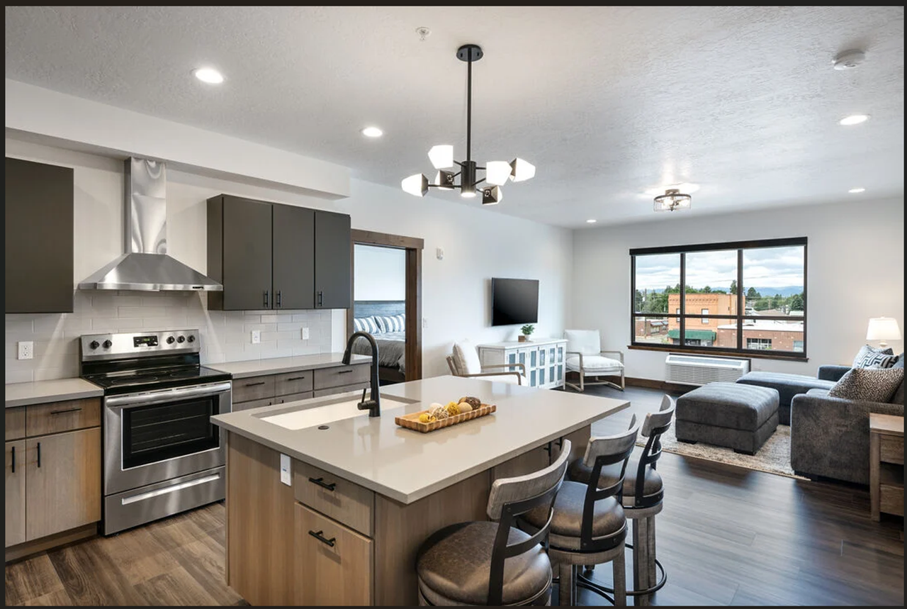 540 Nucleus Ave #304 - Photo 2 of 22