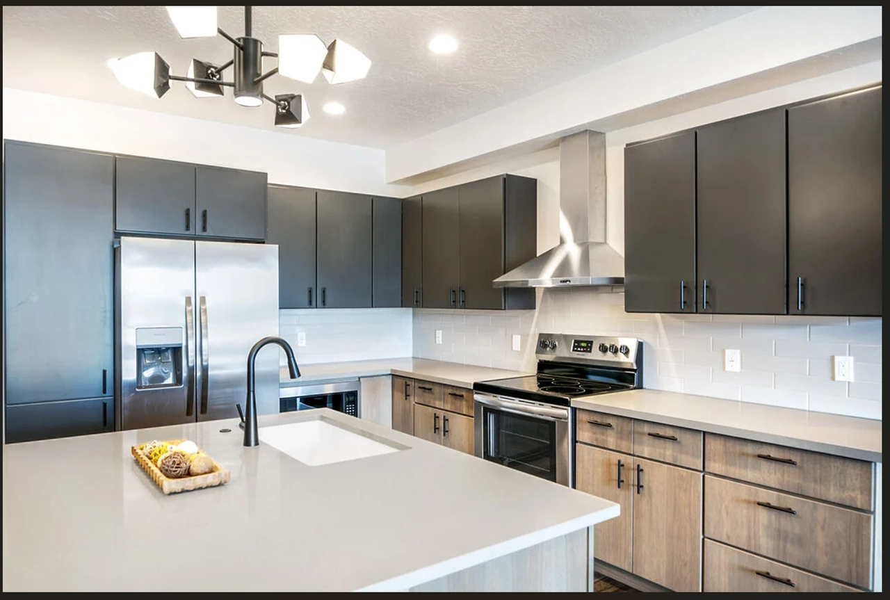 540 Nucleus Ave #304 - Photo 6 of 22