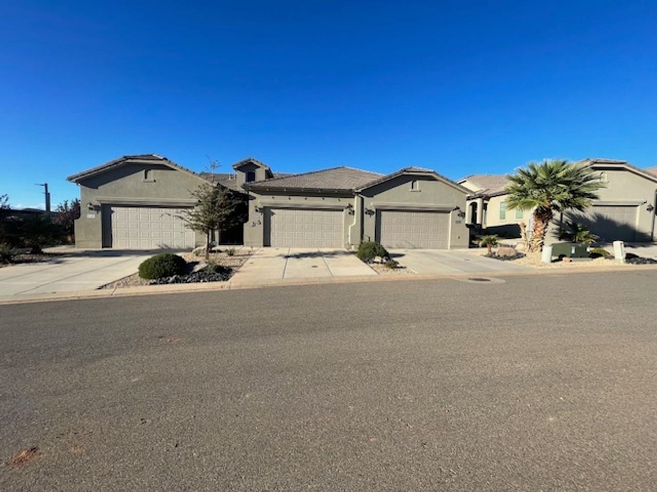 3693 S Brisbane Ct - Photo 4 of 50