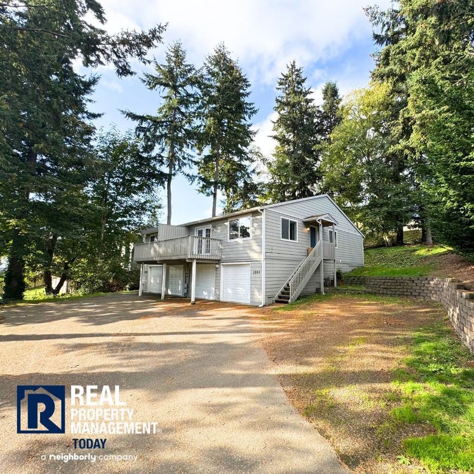 2802 12th Avenue Ct Nw