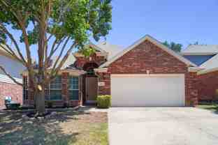5000 Coral Creek Dr - Photo 1 of 1