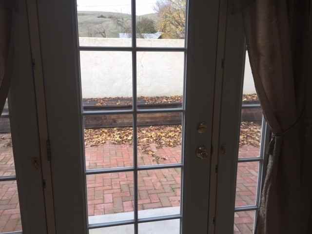 1372 K St #B - Photo 3 of 7