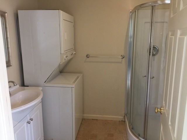 1372 K St #B - Photo 4 of 7