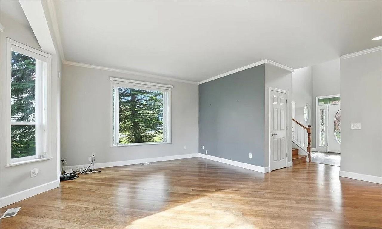 15904 Noble Point Drive - Photo 4 of 25