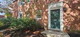 557 Vfw Pkwy - Photo 1 of 1