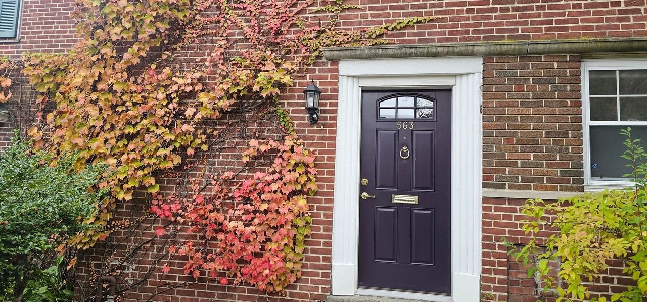 563 Vfw Pkwy - Photo 2 of 23