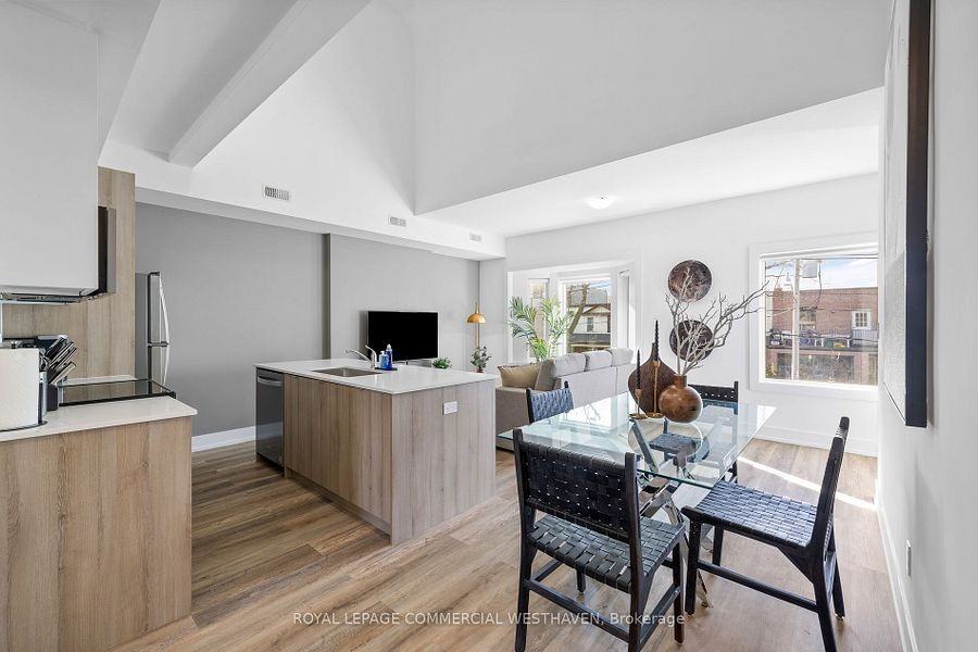 449 Lansdowne Avenue - Photo 3 of 12