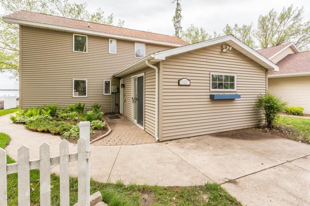 11037 E Village Cir - Photo 2 of 42