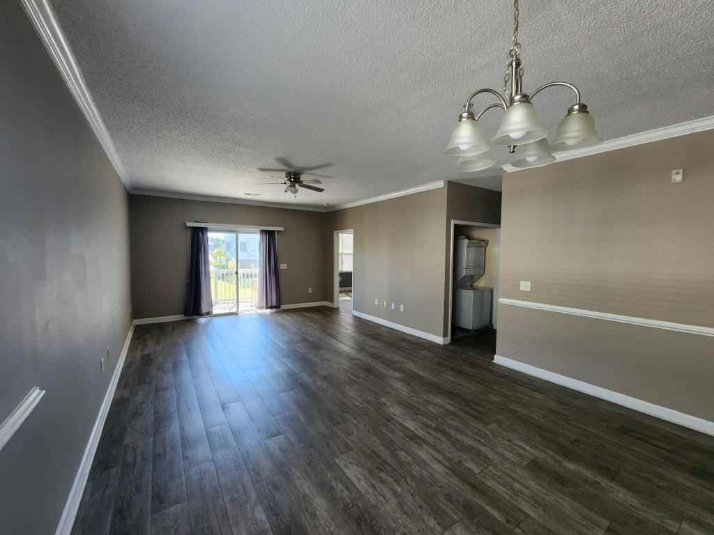 302 Kiskadee Loop - Photo 6 of 30