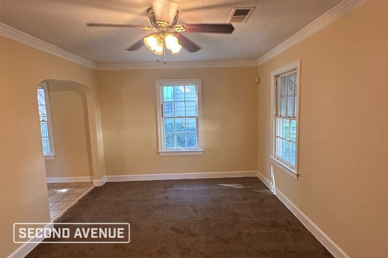 2455 Twain Ave - Photo 2 of 14