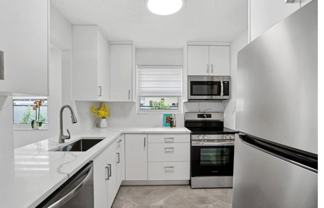 604 Se 4th Ave - Photo 1 of 1