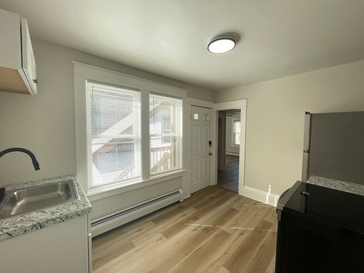 55 Henriette Street #5 - Photo 3 of 10