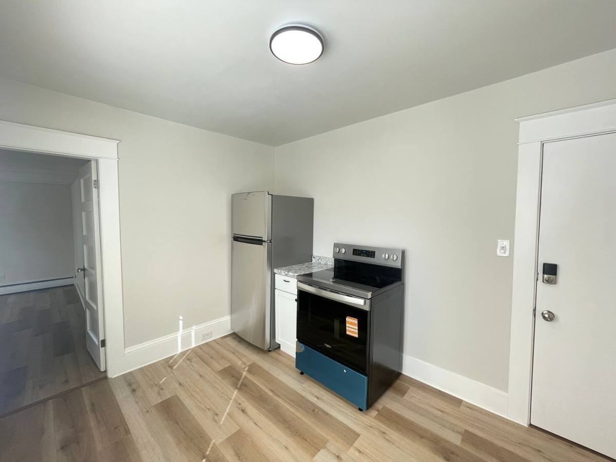 55 Henriette Street #5 - Photo 4 of 10