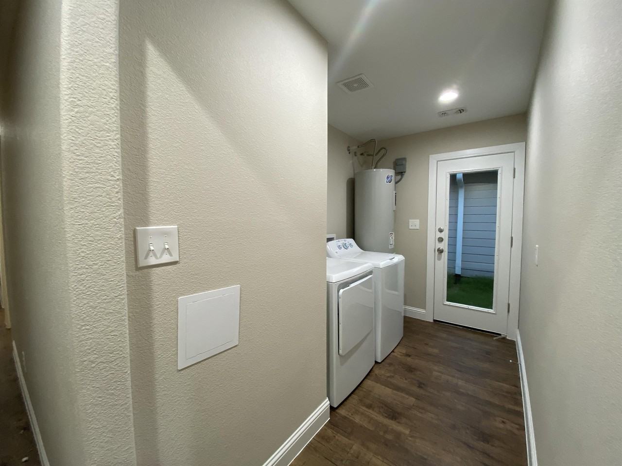 804 N Broughton St #804 - Photo 3 of 23