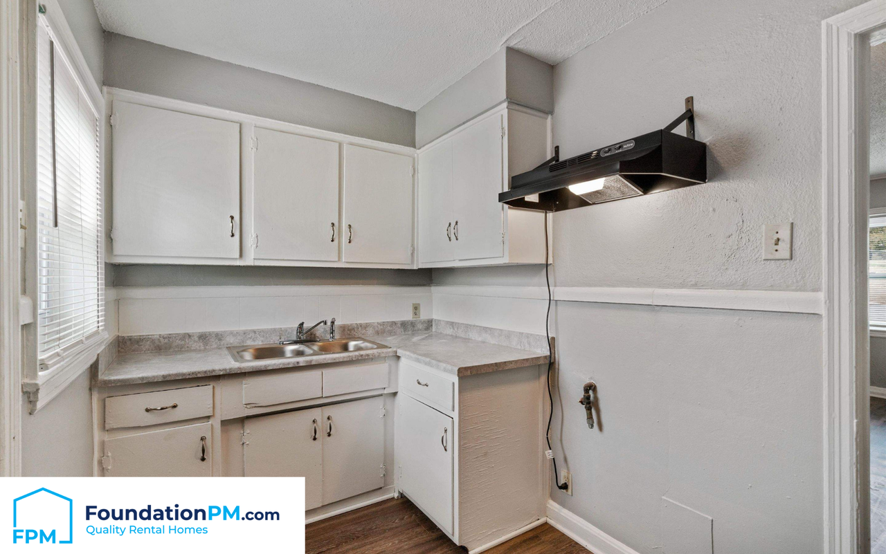 1391 Semmes St #1 - Photo 2 of 9