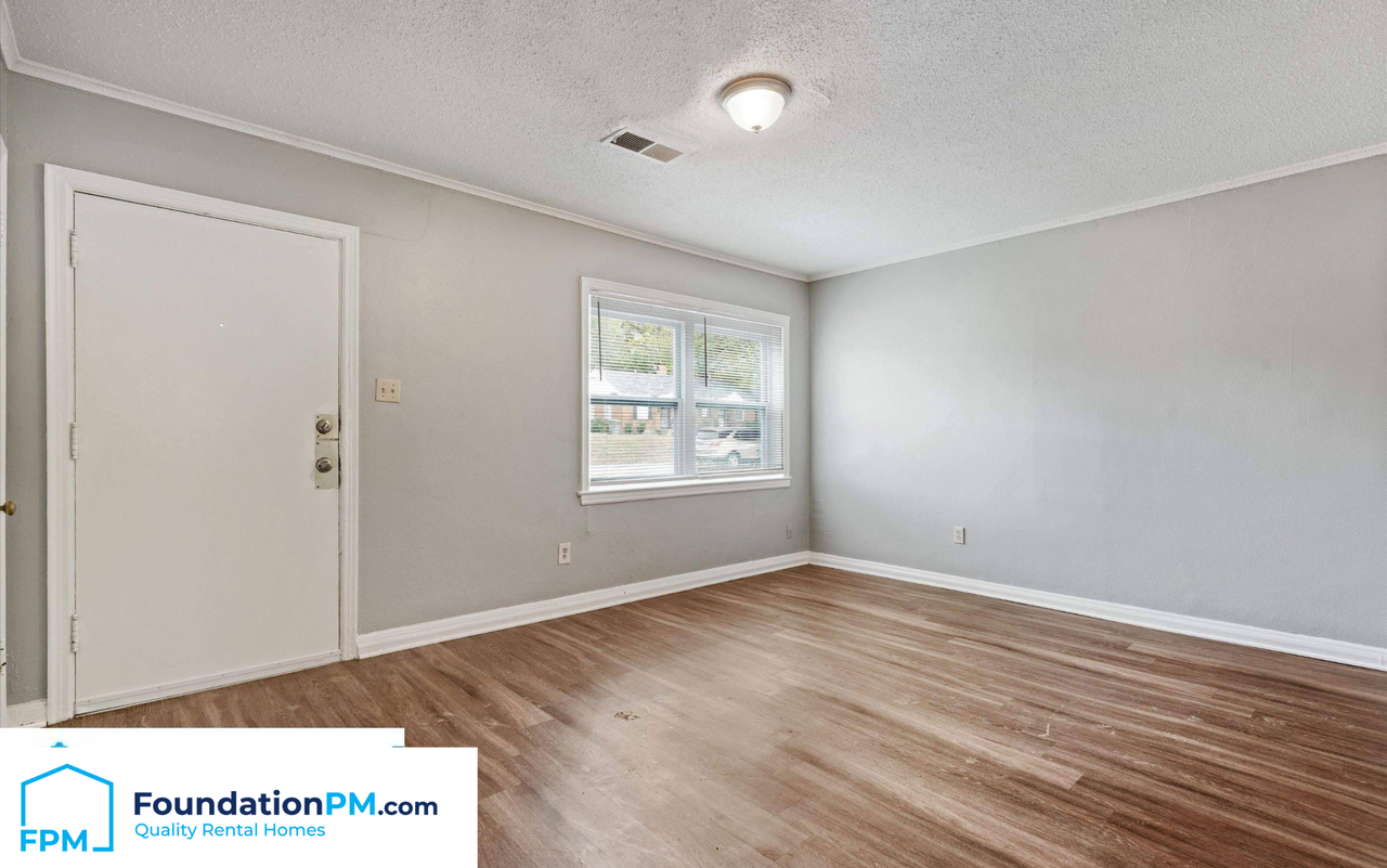 1391 Semmes St #1 - Photo 4 of 9