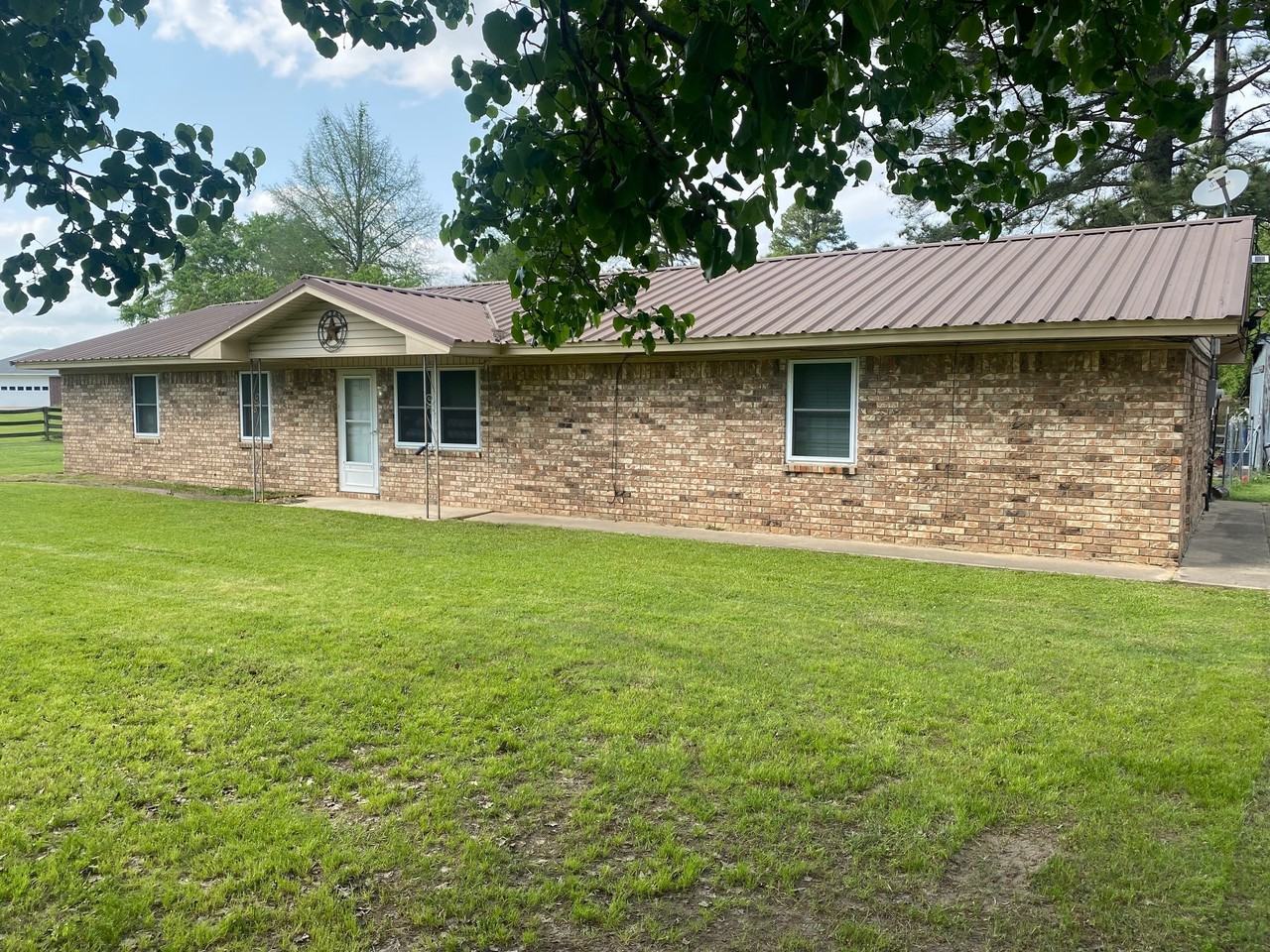 3502 Farm To Market Dr - Photo 2 of 4