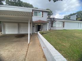 2918 Sunset Rd - Photo 1 of 1