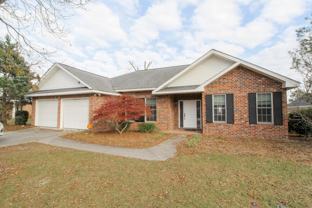 12 Grove Cir - Photo 1 of 1