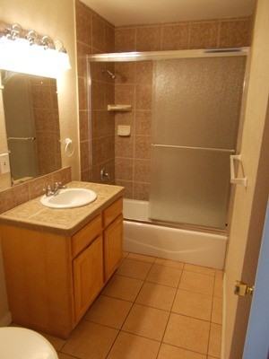 132 E Bay St #C - Photo 2 of 4