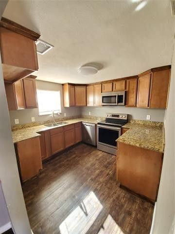 2107 Pollard St - Photo 2 of 22