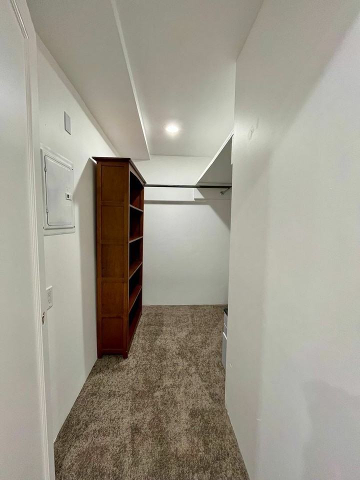 449 Burnett Ave #A - Photo 6 of 10