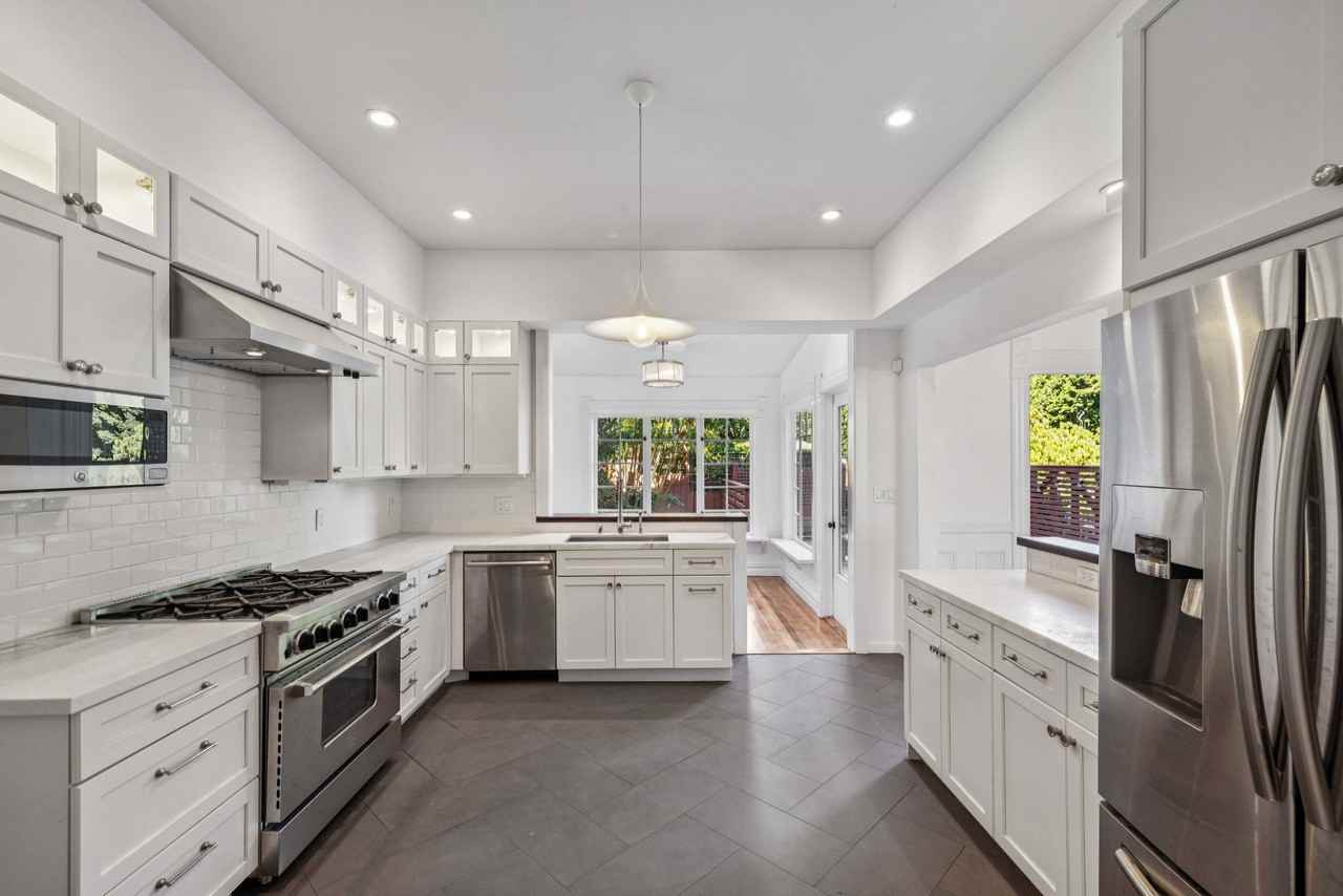 282 Eureka St - Photo 2 of 42