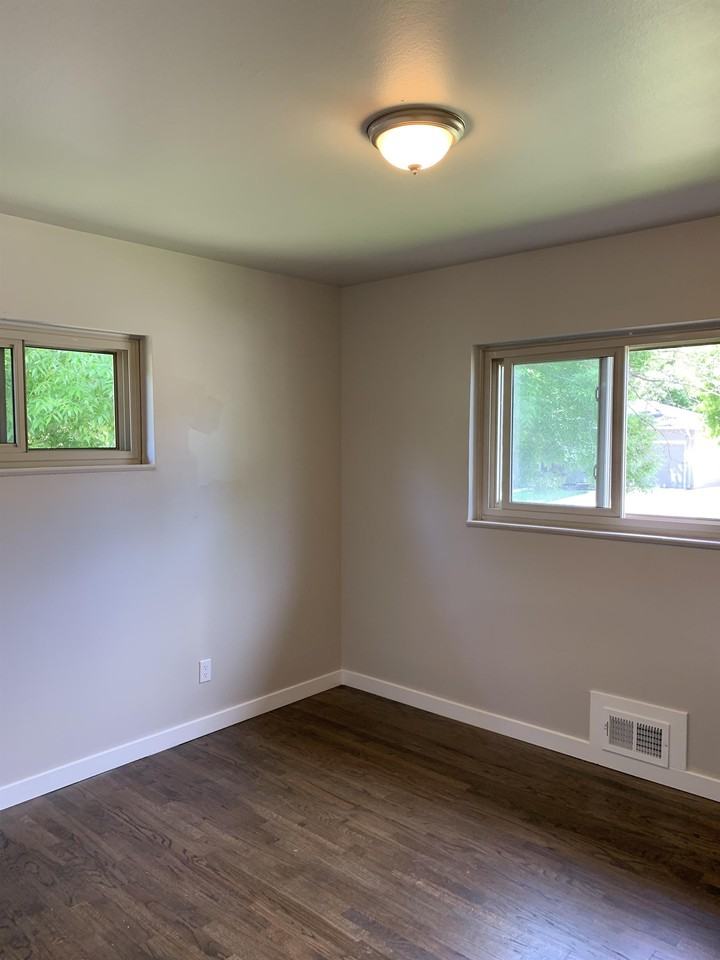 6648 Lewis St - Photo 2 of 16